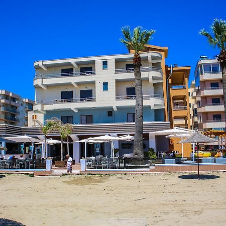 Hotel La Quercia ドゥラス エクステリア 写真