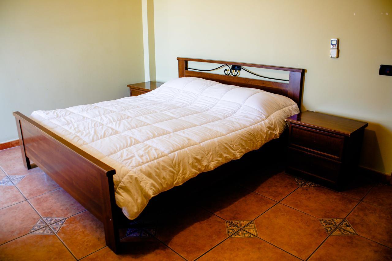 Hotel La Quercia ドゥラス エクステリア 写真
