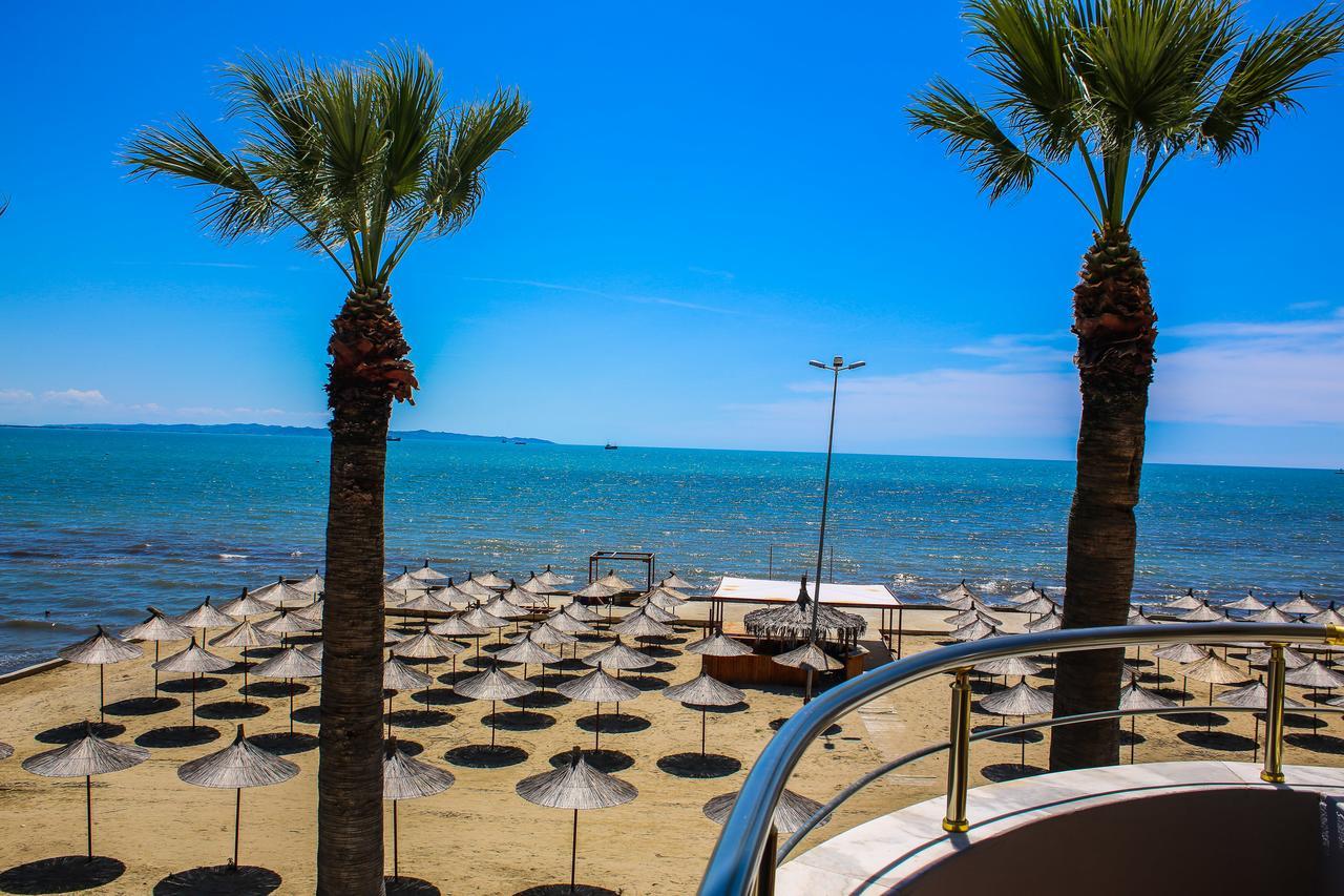Hotel La Quercia ドゥラス エクステリア 写真